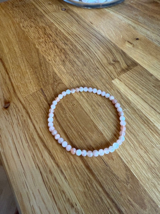 Maansteen armband kogel 4 mm