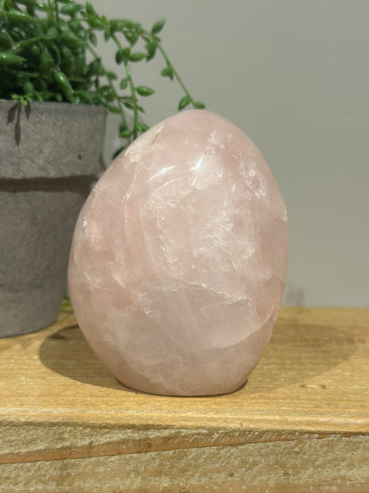 Rozenkwarts Sculptuur Geslepen | Nr. 2